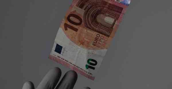 cp动漫人物_长袍动漫人物