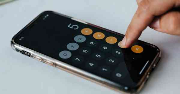 如何制作动画人物形象_如何制作动画人物换脸