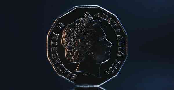 长袍是汉服吗_长袍是哪个国家