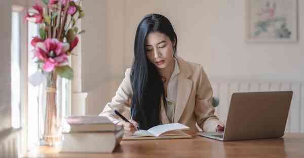 如何制作动画表情包过程_如何制作动画表情包