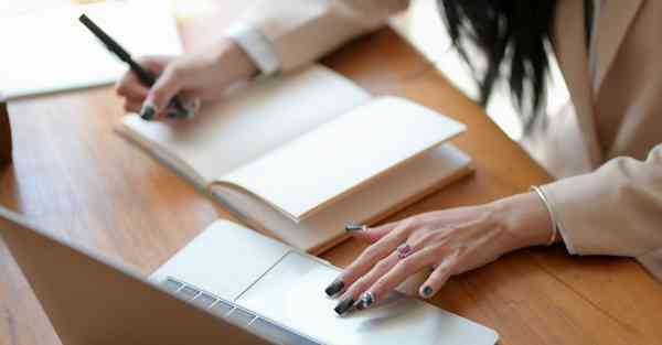 照片制作头像方法_照片制作头像挂件